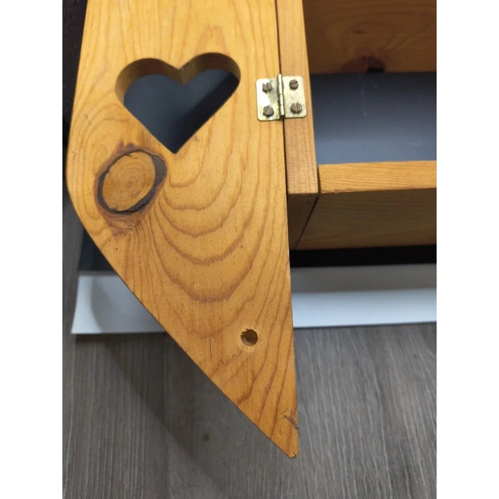 Vintage 1980-90s Country Wood Wall Shelf Heart Cutout Cabinet With Pegs 16